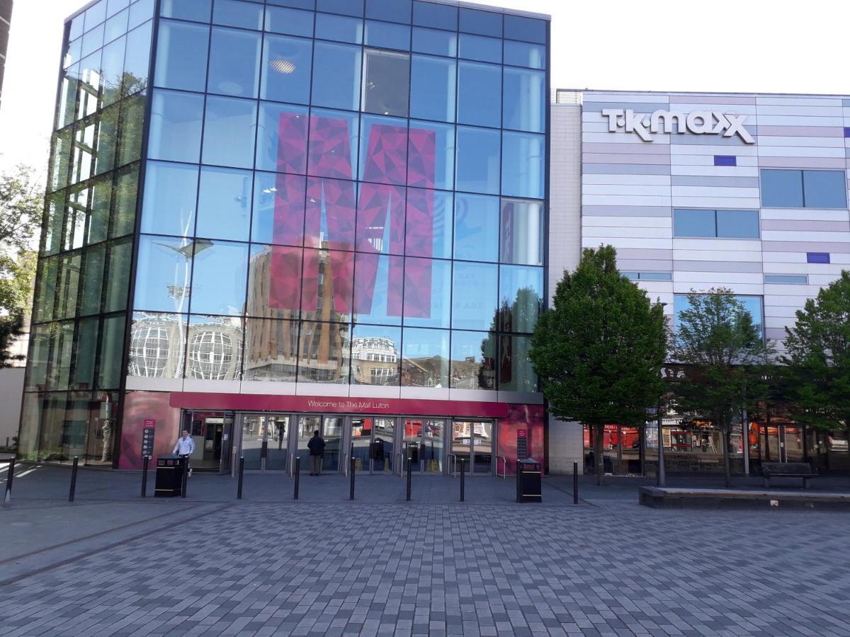 Luxury And Stylish 2 Bedroom Apartment With En-Suite Luton  Exterior foto
